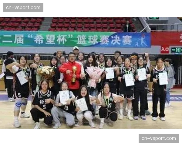 针对五外体系防守策略：沉退与换防的博弈论分析